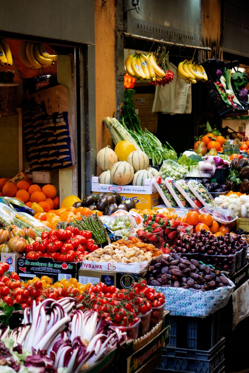 Fresh Fruits & Vegetables